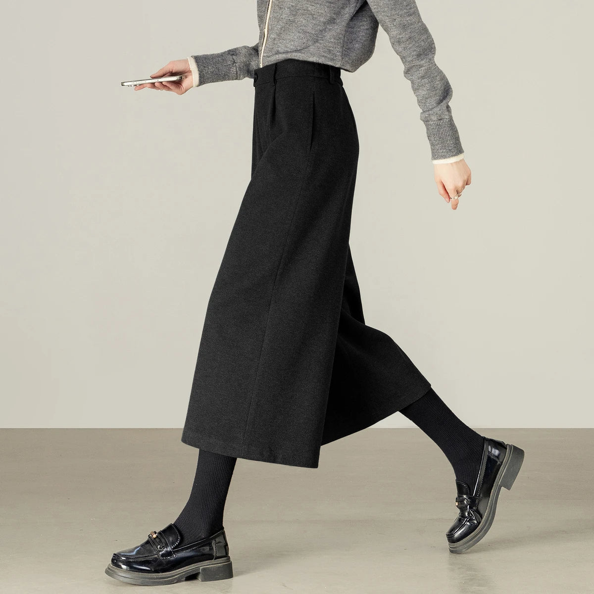 SENTUBILA Women's Wool Wide Leg Pants 2025 Autumn Elastic Waist Loose Fit Warm Comfortable Office Casual Trousers 153KD2679