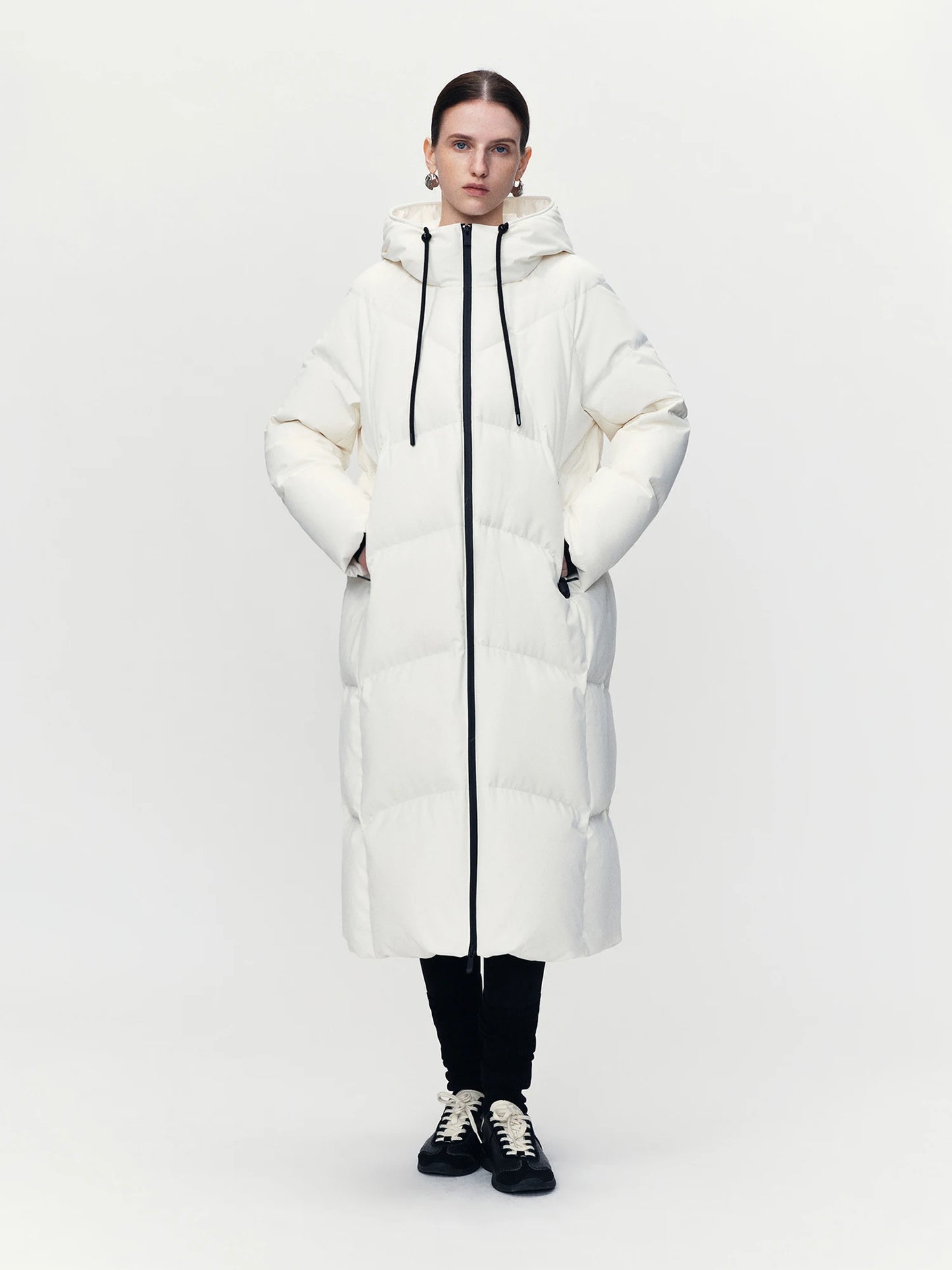 ZIQIAO Lightwarm Compact Fit for Petite Women Outdoor Hooded Long White Down Jacket Women's 2025 New Arrival Outerwear Down Coat