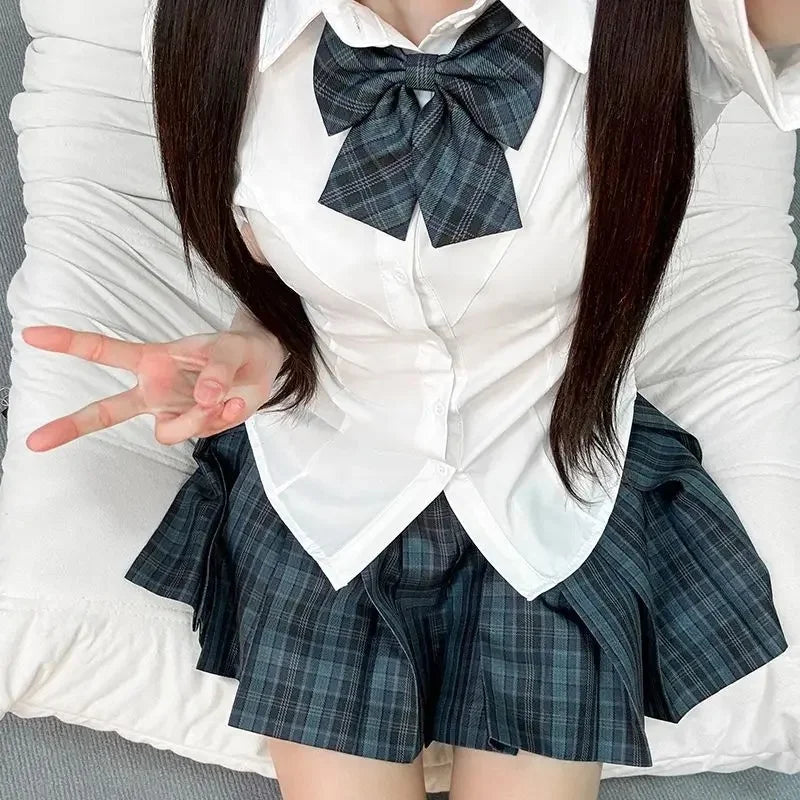 Original JK Uniform Shirt And Skirt Set with Waist-Cinching Short Sleeve Polka Dot Design for College Students Summer Fashion