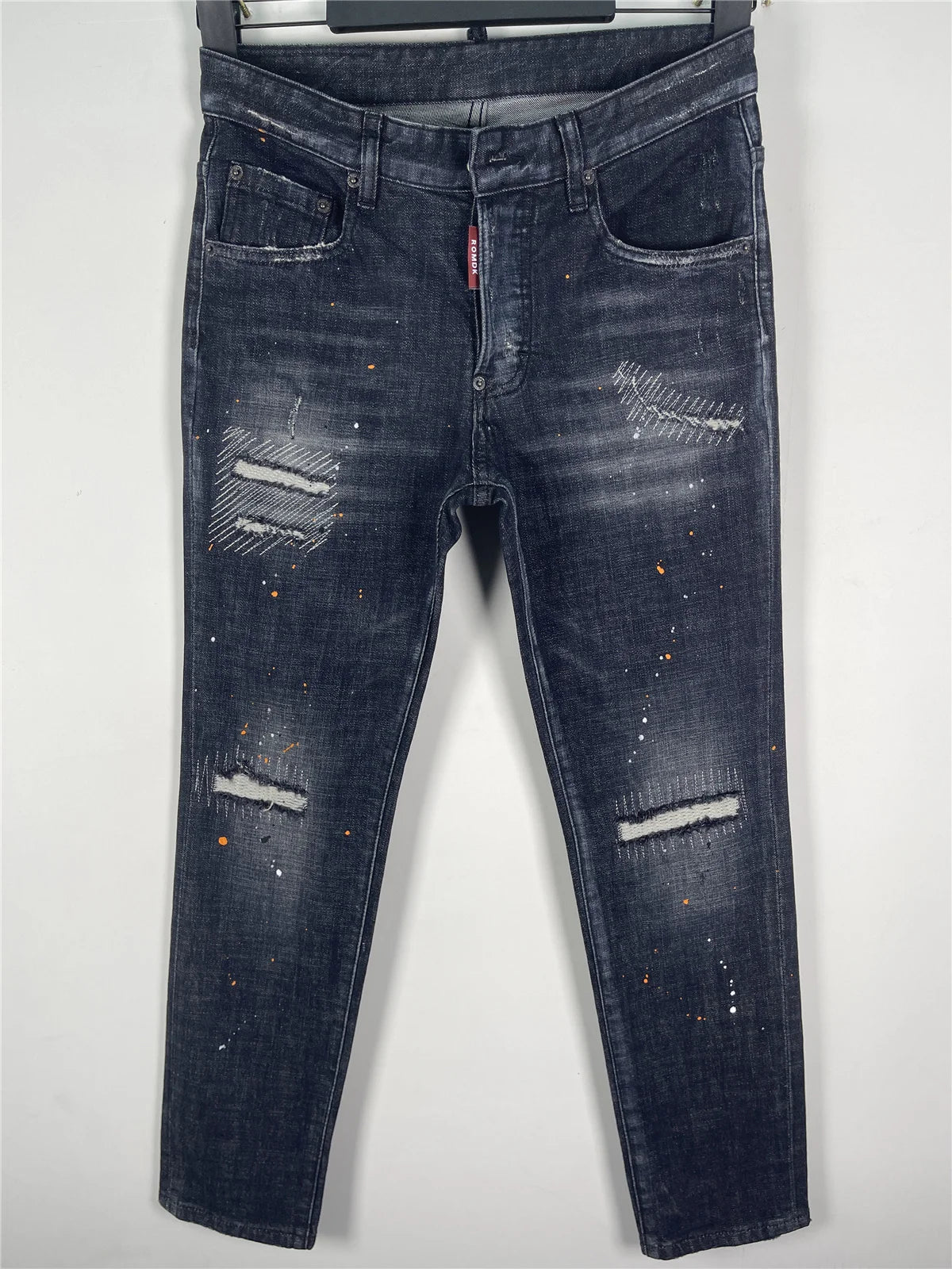 2025 Spring/Summer New D2 Jeans for Men, Washed, Scratched, Patched, Painted, Three Dimensional Cutting, Small Feet, Blue