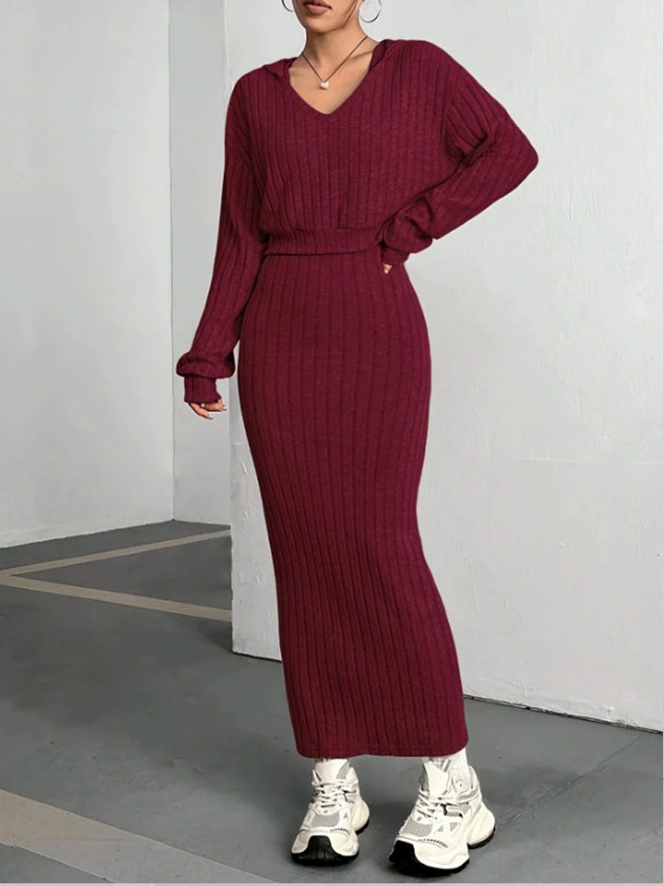 2pcs Set Women's Knitted Loose Long Sleeved Red Dress Suit Autumn New Hooded Sweater Fashionable  Casual Commuting Suits