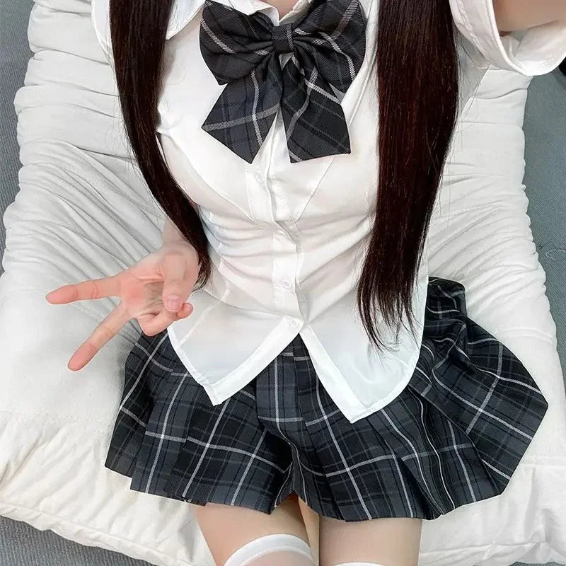 Original JK Uniform Shirt And Skirt Set with Waist-Cinching Short Sleeve Polka Dot Design for College Students Summer Fashion
