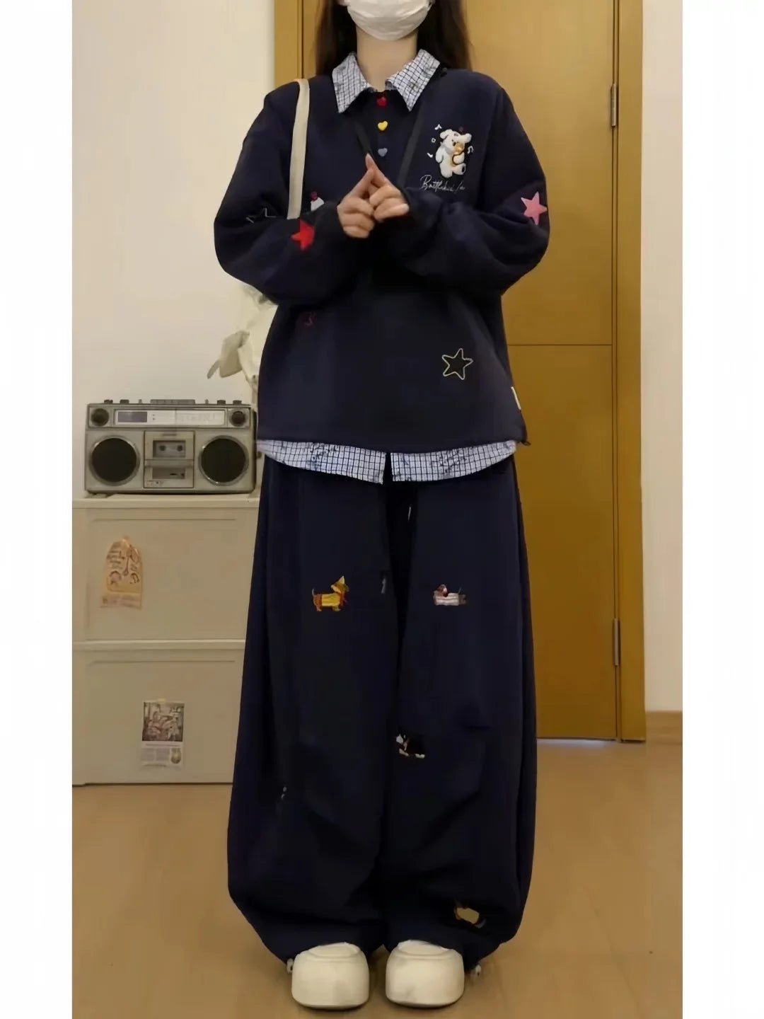 American Retro Style Embroidered Dog Polo Collar Faux Two-Piece Set for Women, New Loose Fit Slimming College Style Couple Sweatshirt and Pants Two-Piece Set