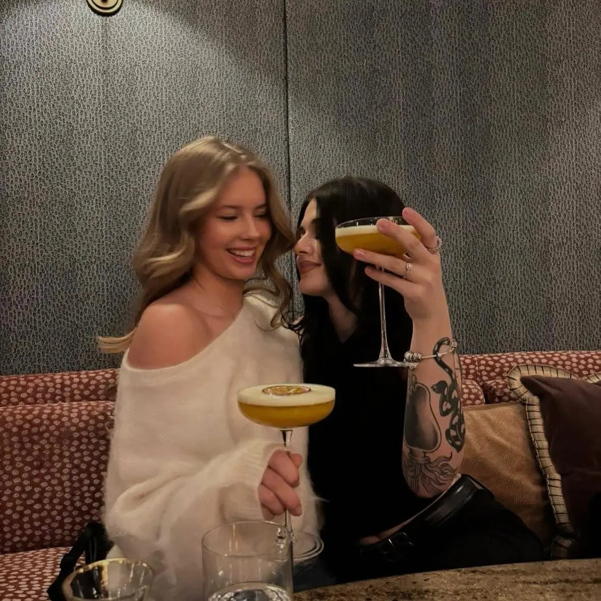 Fashion Women Off Shoulder Faux Wool Knitted Sweater Sexy Classic Full Sleeve Loose Fluffy Short Pullover Lady Daily Street Tops