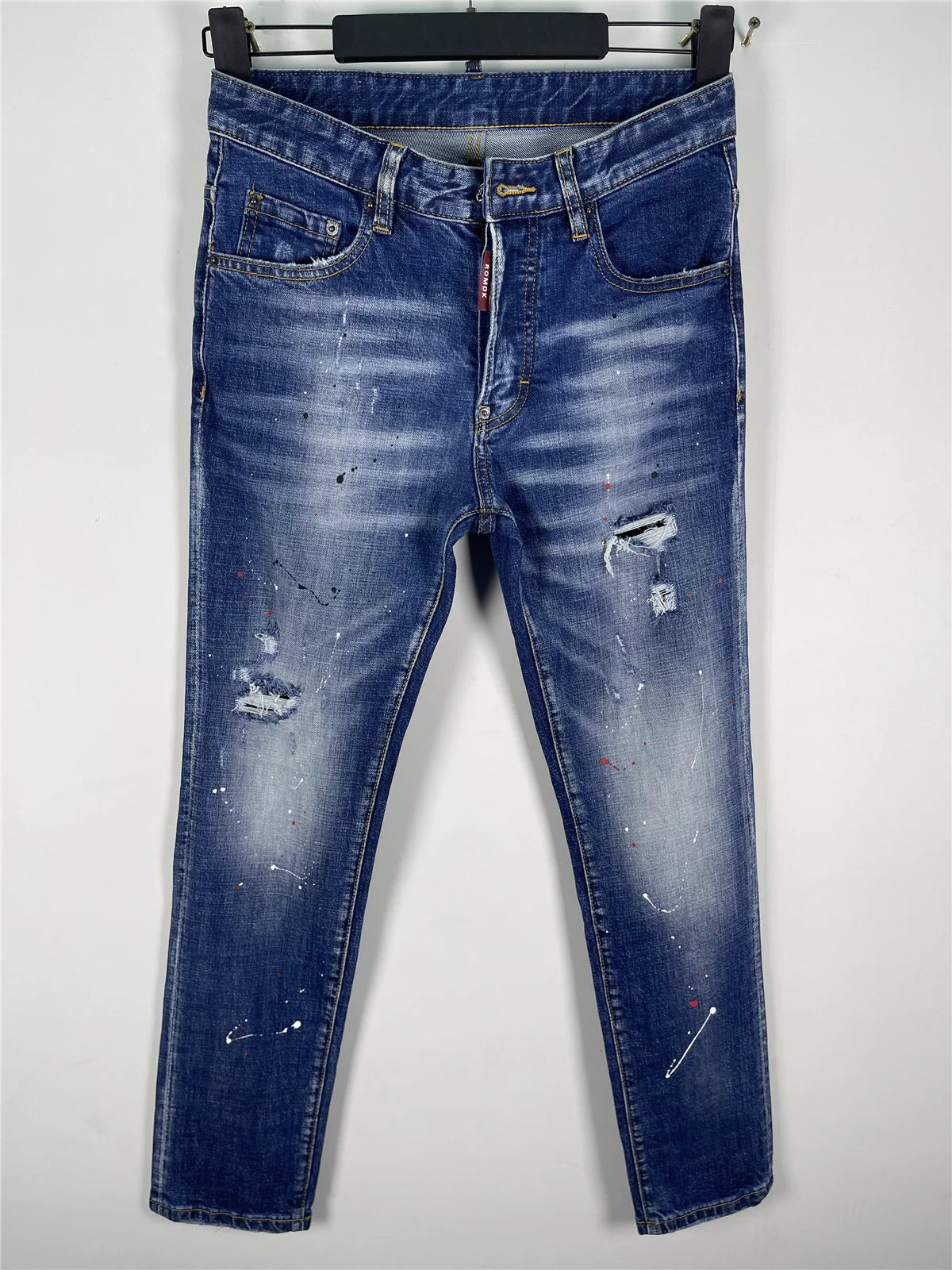 2025 Spring/Summer New D2 Jeans for Men, Washed, Scratched, Patched, Painted, Three Dimensional Cutting, Small Feet, Blue